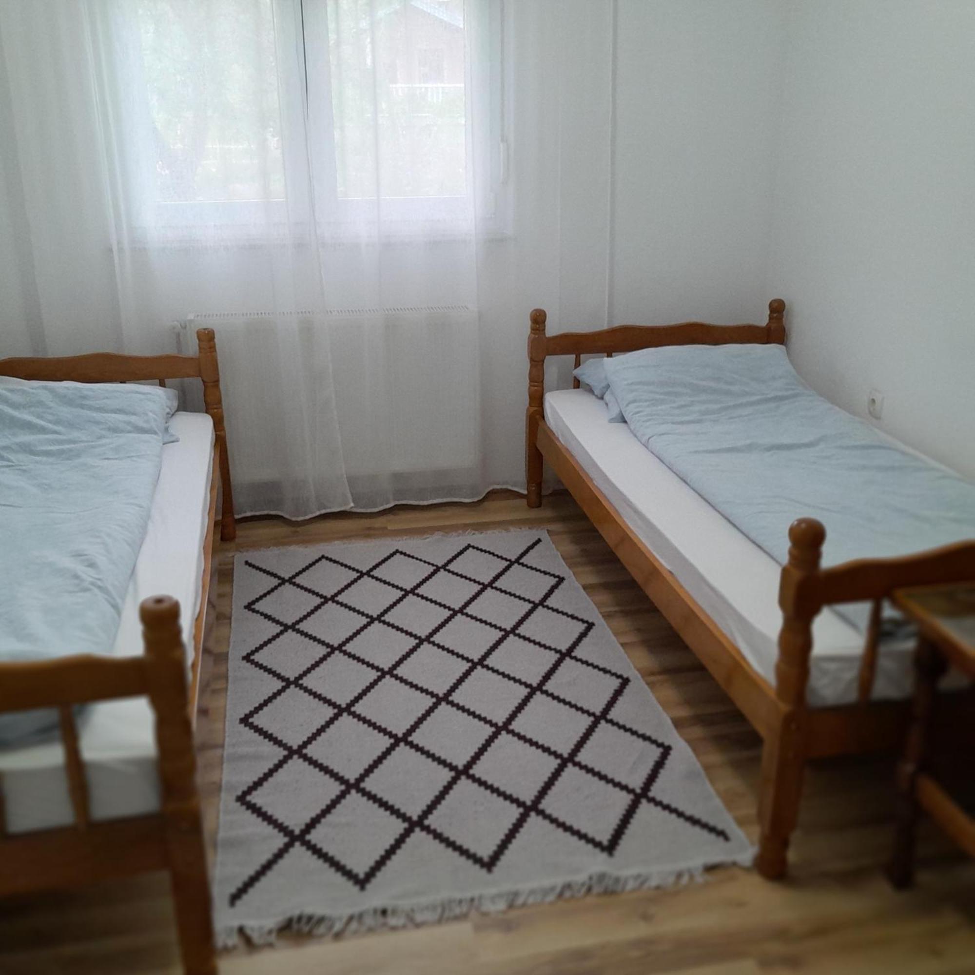 Emina Apartment *